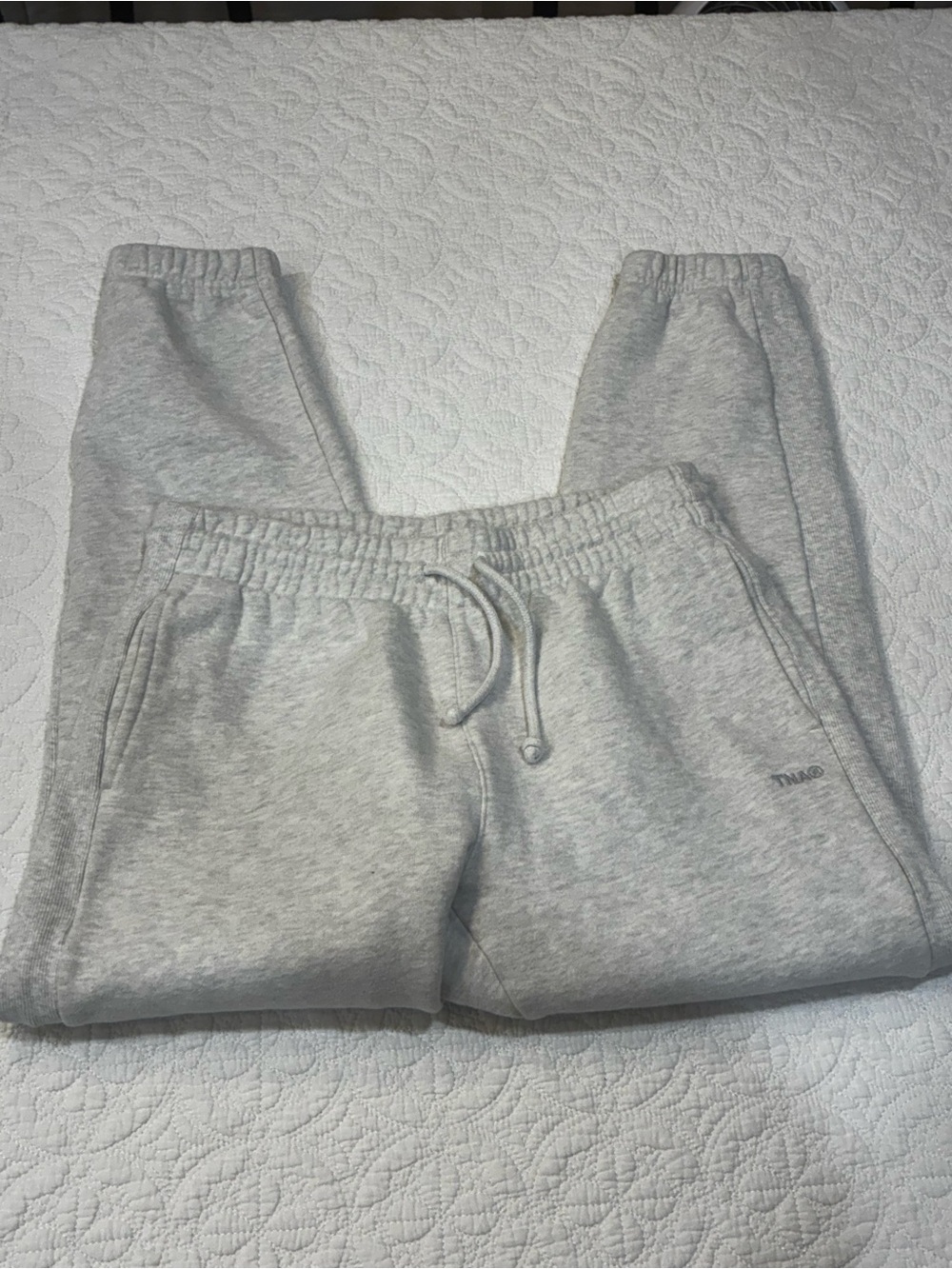 Aritzia TNA Cozy Fleece Boyfriend Sweatpants Light Heather Grey Size Small